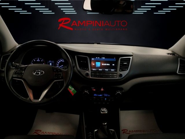 HYUNDAI Tucson usata 11