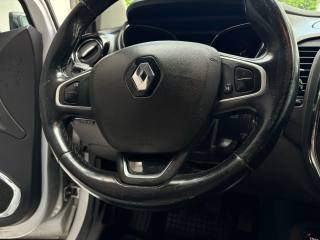 RENAULT Captur usata, con USB