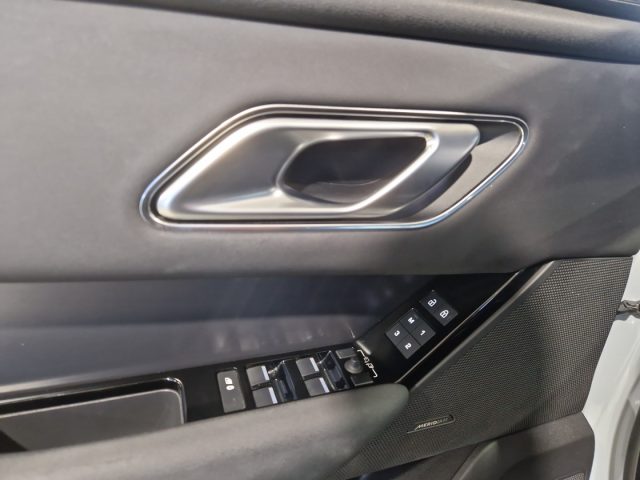LAND ROVER Range Rover Velar usata, con Interni in pelle
