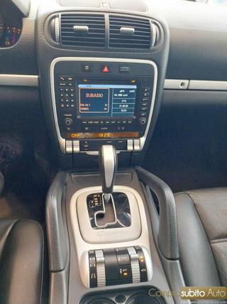 PORSCHE Cayenne usata 24