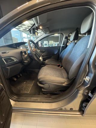 LANCIA Ypsilon usata, con Cronologia tagliandi