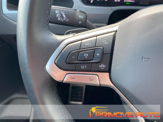 VOLKSWAGEN Touran usata, con Sistema di navigazione