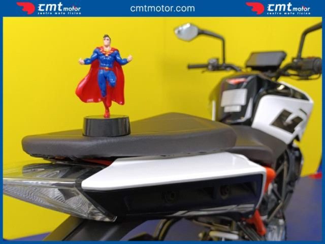 KTM 125 Duke usata 5