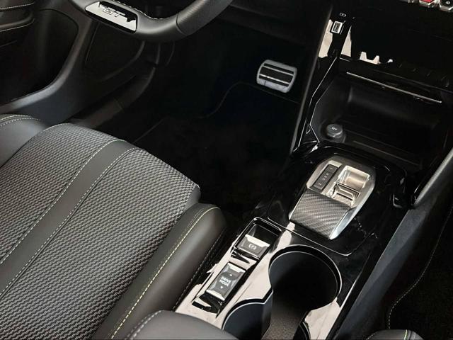 PEUGEOT 2008 usata, con Touch screen