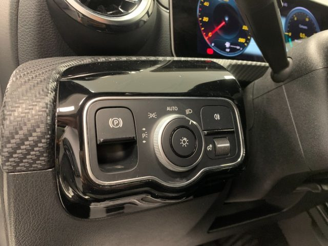 MERCEDES-BENZ A 180 usata, con Telecamera per parcheggio assistito