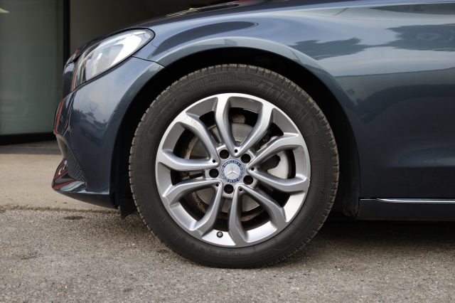 MERCEDES-BENZ C 200 usata 111