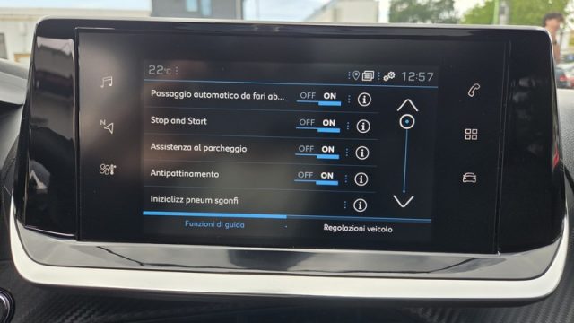 PEUGEOT 208 usata, con Vivavoce