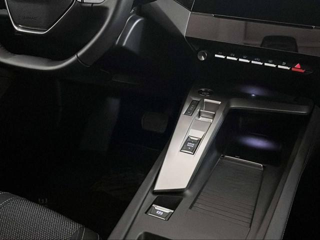 PEUGEOT 308 usata, con Sedile posteriore sdoppiato