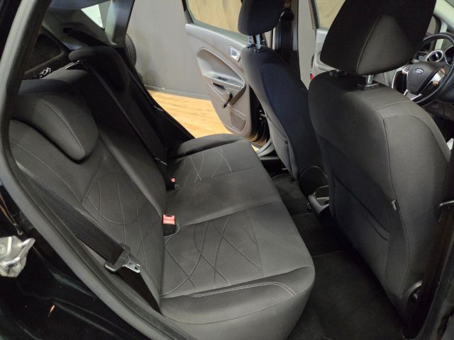FORD Fiesta usata, con Airbag testa