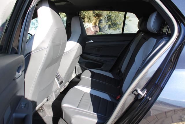 VOLKSWAGEN Golf usata, con Park Distance Control