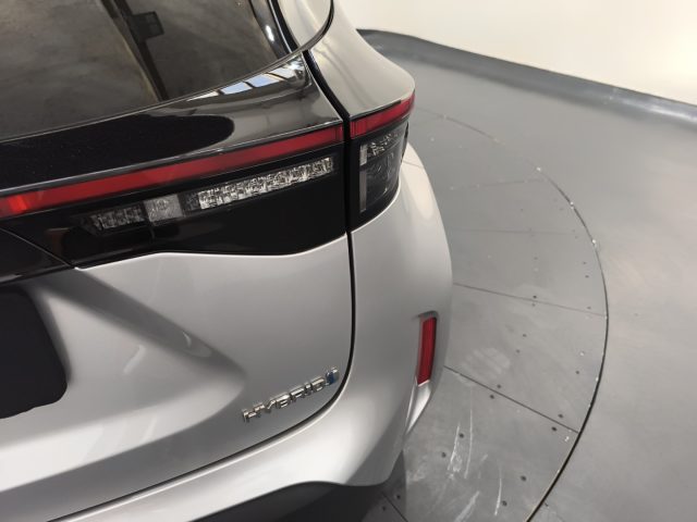 TOYOTA Yaris Cross usata, con Bracciolo