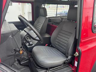 LAND ROVER Defender usata 7