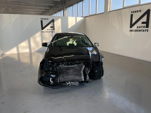 MERCEDES-BENZ CLA 200 usata, con Airbag