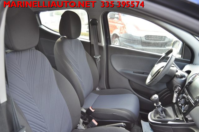 LANCIA Ypsilon usata, con Sensori di parcheggio posteriori