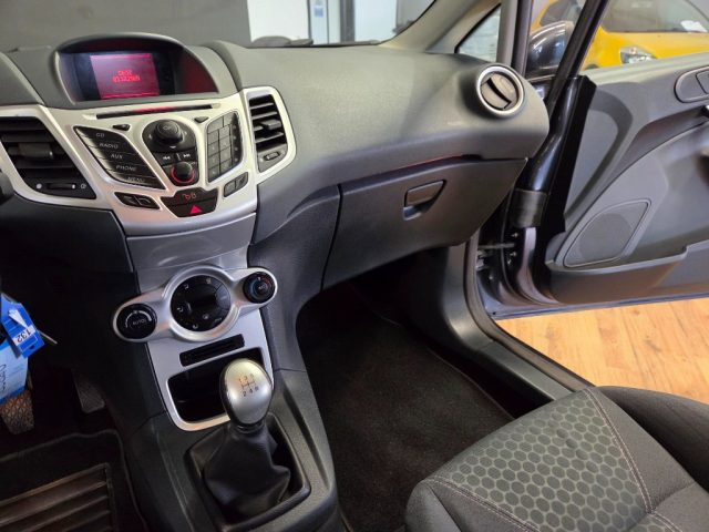 FORD Fiesta usata, con Servosterzo