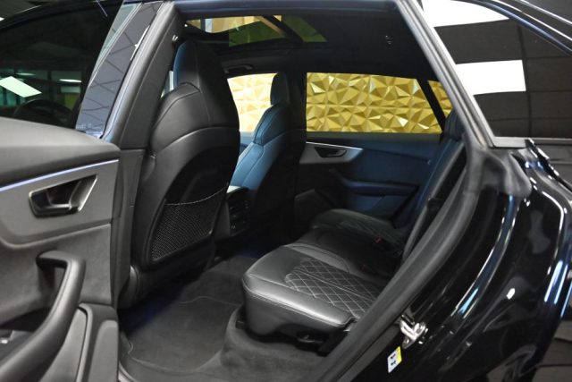 AUDI Q8 usata 11