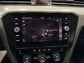 VOLKSWAGEN Passat Variant usata, con Servosterzo
