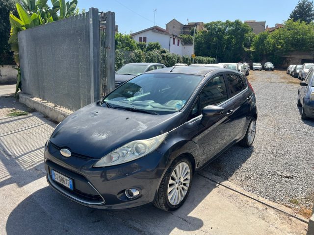 FORD Fiesta usata, con ABS