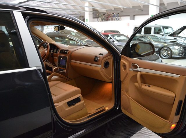 PORSCHE Cayenne usata, con Airbag Passeggero