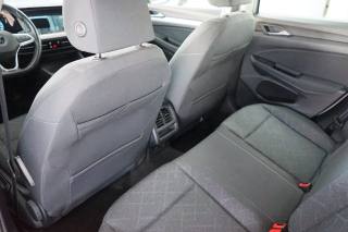 VOLKSWAGEN Golf usata, con Hill holder