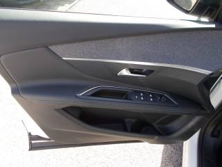PEUGEOT 3008 usata, con Interni in pelle