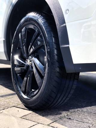 VOLKSWAGEN T-Roc usata, con Controllo automatico clima