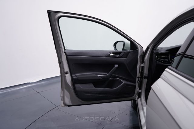 VOLKSWAGEN Taigo usata, con Controllo trazione