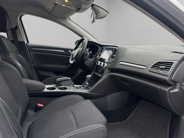 RENAULT Megane usata, con Park Distance Control