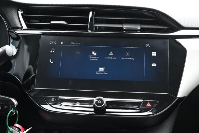 OPEL Corsa usata, con USB
