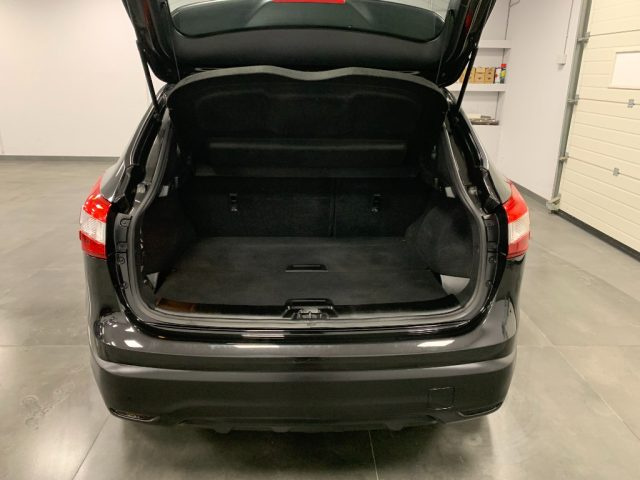 NISSAN Qashqai usata, con Park Distance Control