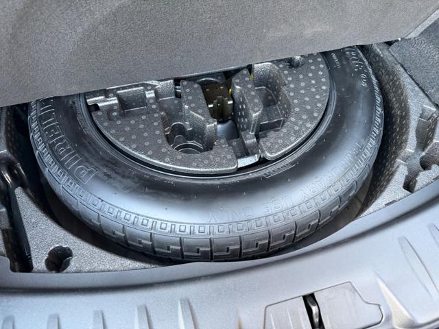 JAGUAR E-Pace usata, con Controllo vocale