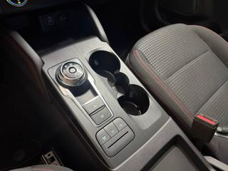 FORD Kuga usata, con Sistema di navigazione