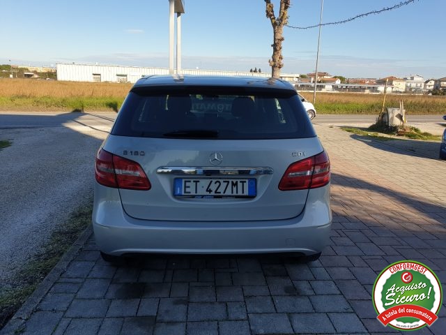 MERCEDES-BENZ B 180 usata, con Airbag Passeggero