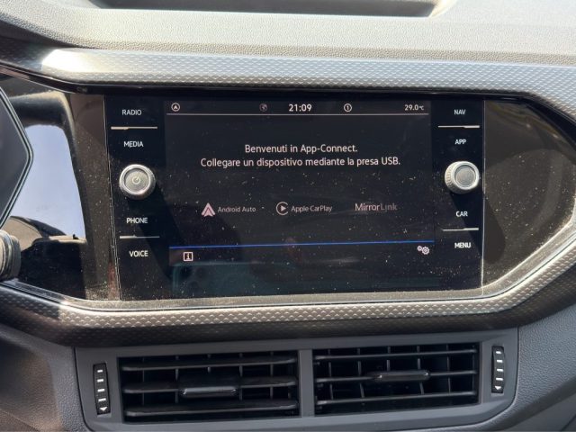 VOLKSWAGEN T-Cross usata 16