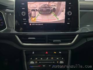 VOLKSWAGEN T-Roc usata, con Sistema di navigazione