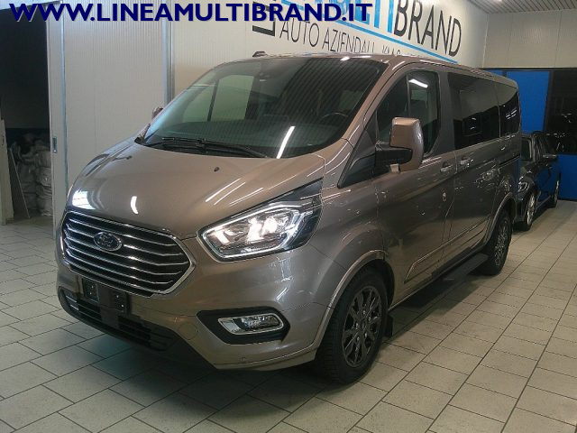 FORD Tourneo Custom usata, con Fari LED