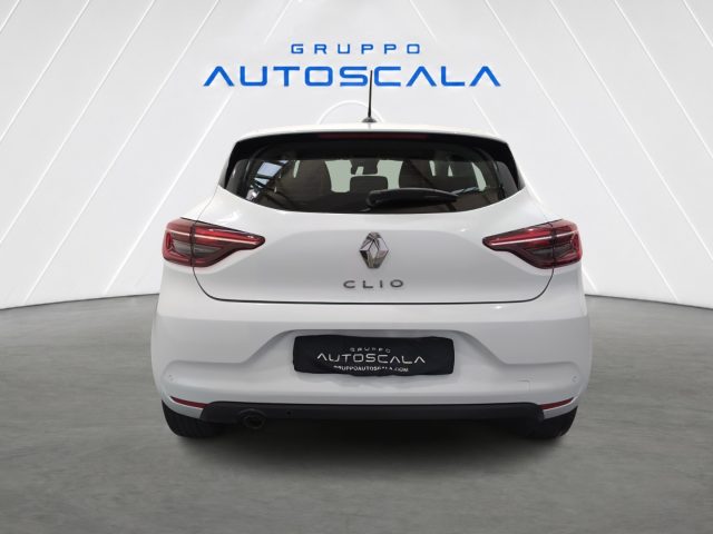 RENAULT Clio usata, con Autoradio