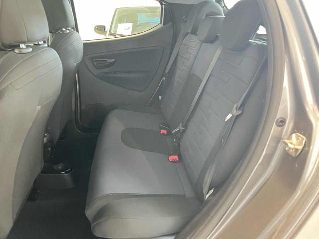 LANCIA Ypsilon usata, con Sedile posteriore sdoppiato