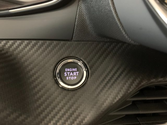 PEUGEOT 2008 usata, con Controllo elettronico della corsia