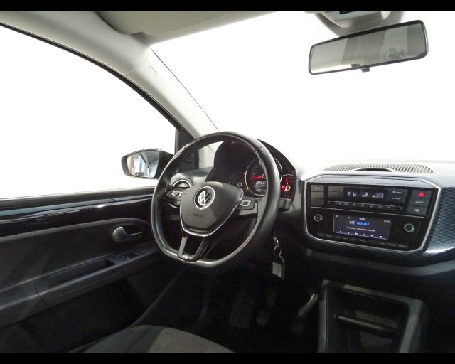 VOLKSWAGEN up! usata, con ESP