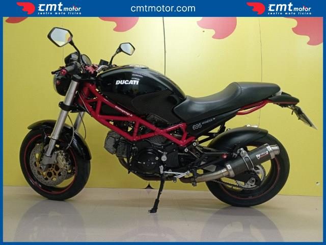 DUCATI Monster 695 usata 2