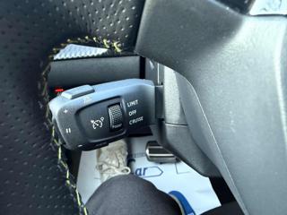 PEUGEOT 208 usata, con Sistema di navigazione