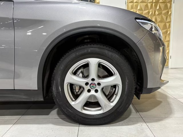 ALFA ROMEO Stelvio usata, con Chiusura centralizzata