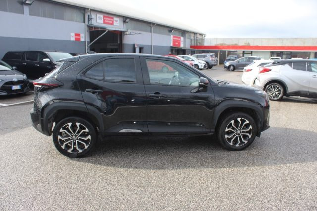 TOYOTA Yaris Cross usata, con Fari LED