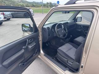 SUZUKI Jimny usata, con Gancio traino