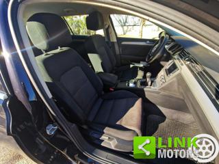 VOLKSWAGEN Passat Variant usata, con Cruise Control