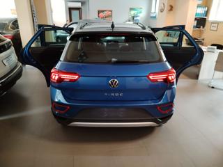 VOLKSWAGEN T-Roc usata, con Autoradio
