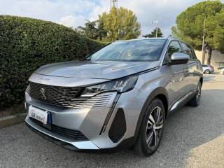 PEUGEOT 5008 usata, con Airbag