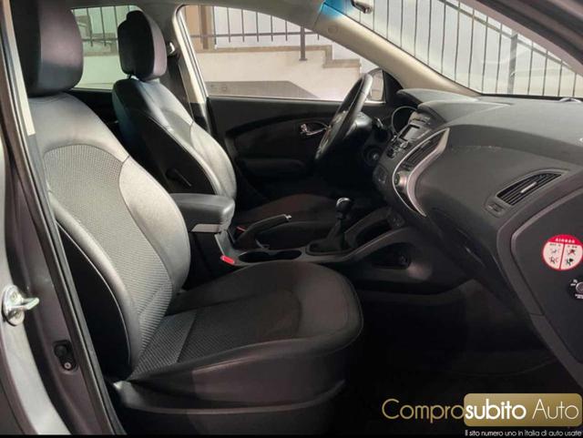HYUNDAI iX35 usata, con Alzacristalli elettrici