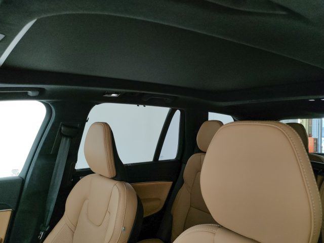VOLVO XC90 usata, con Sedili riscaldati